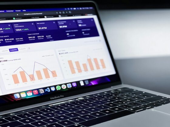 الفرق بين Data Analyst و Data Scientist